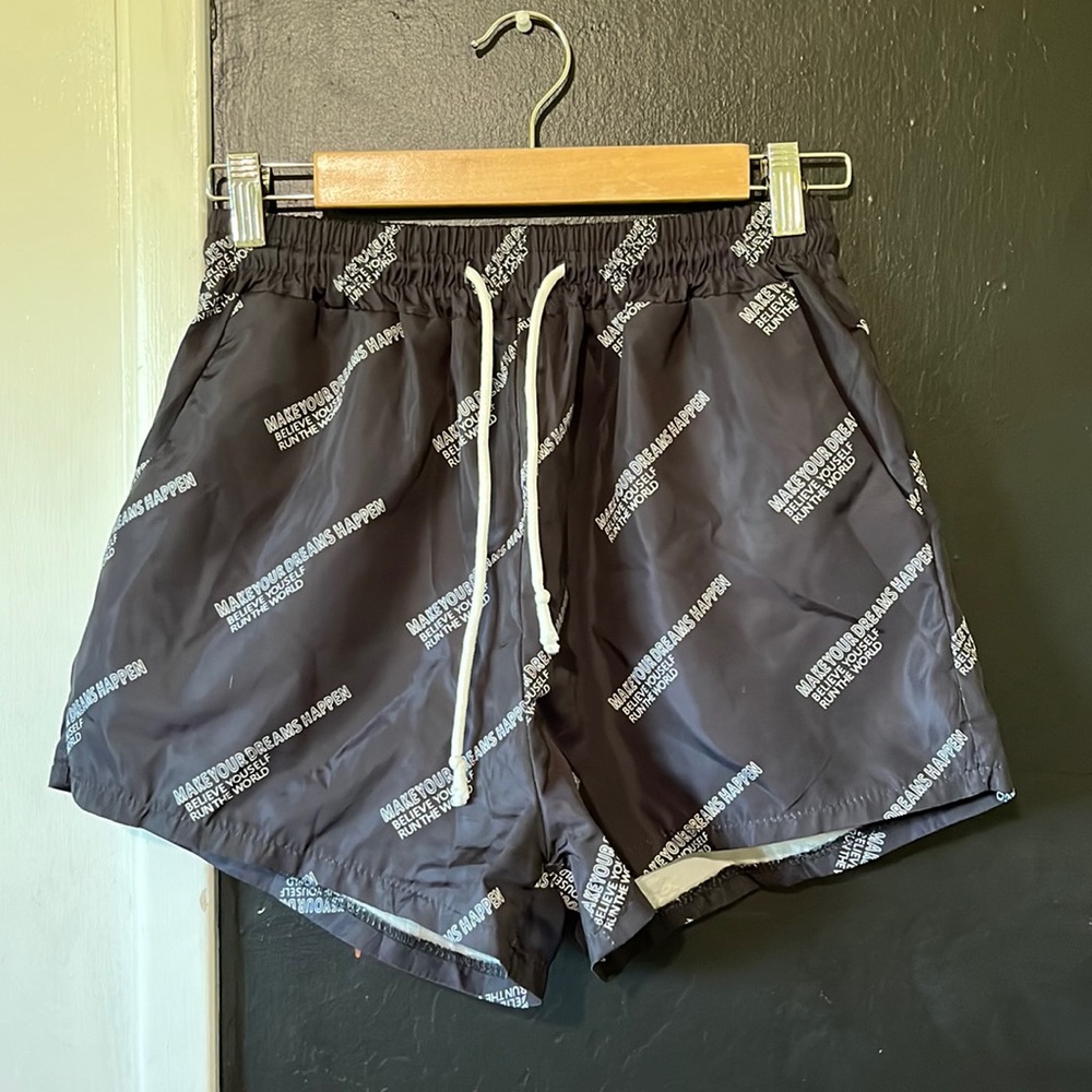 Shein Printed Black Shorts. Women's Small